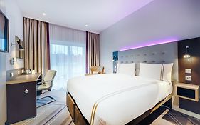 Premier Frankfurt City Europaviertel 3*